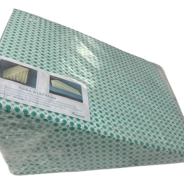 Cojín Cuña de Respaldo Antireflujo Mahycas, mostrando su forma triangular para elevar el cuerpo, ideal para reflujo y alineación de columna - Medicalab SPA.